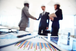 Czy można wynająć krzesła wieczorem?